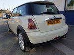 MINI HATCHBACK